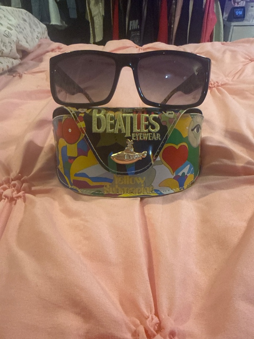 The Beatles Yellow Submarine (special edition ) sunglasses